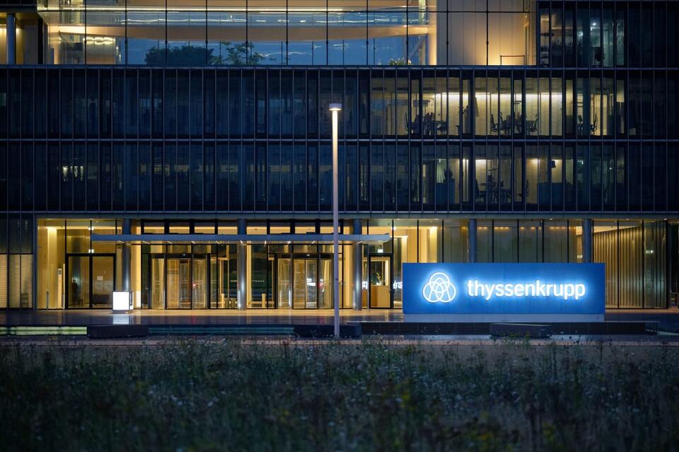 Why Thyssenkrupp Is Letting Its Subs Sail Solo