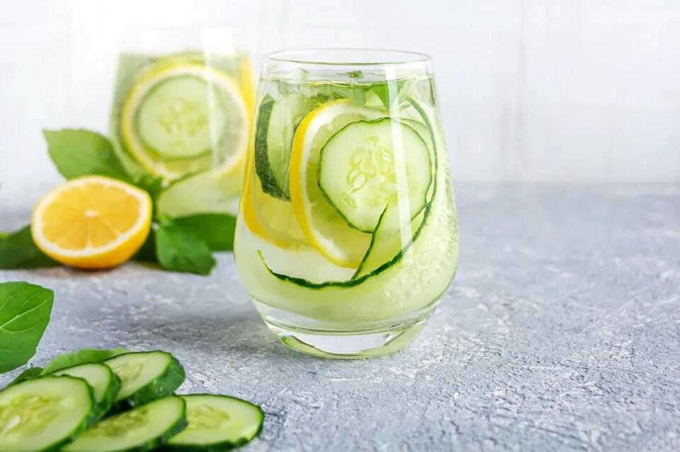 The Water Hack Everyone’s Sipping On
