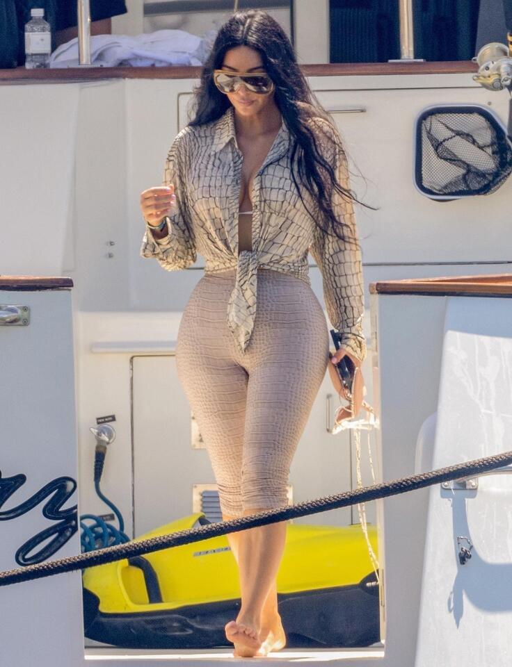 Capri Pants Are Back?! Bianca Censori Says Yes