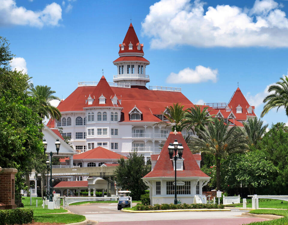 Disney World’s new Minnie Van airport perk