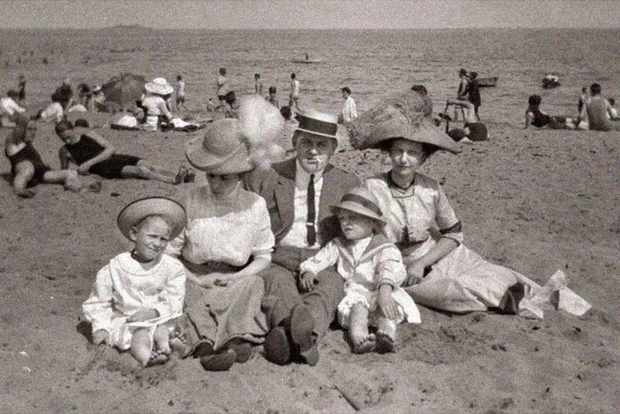 Vacation Rules from the 1930s Were Wild
