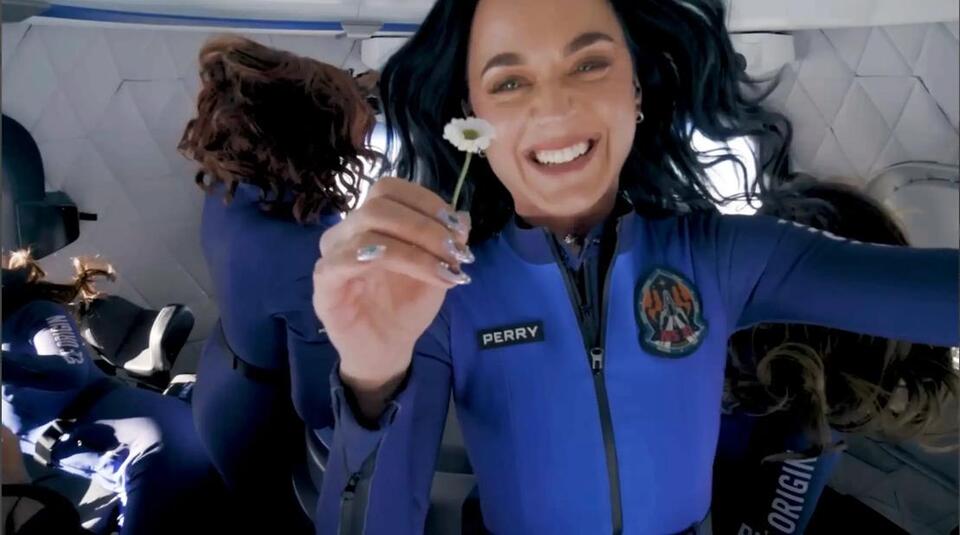 Space Life? Not As Easy As Elon Says