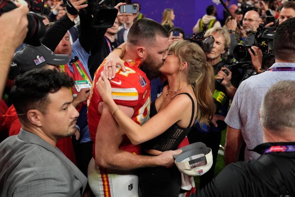 Andy Reid Drops Hints on Kelce & Swift Wedding