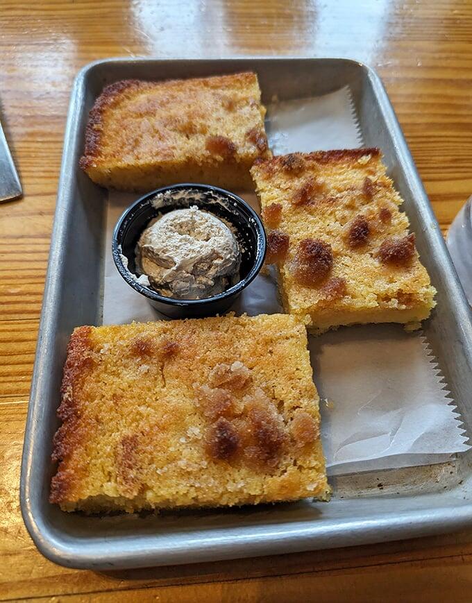 Cleveland’s pulled pork sandwich worth the drive