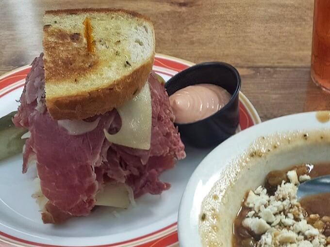 Cleveland’s best pho is hiding in plain sight