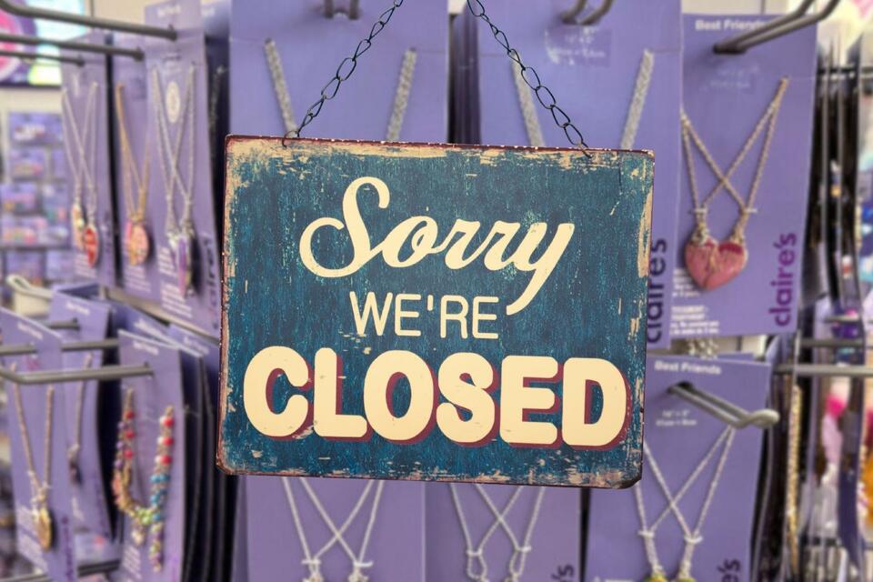 Woodland Mall’s Icing store closing for good