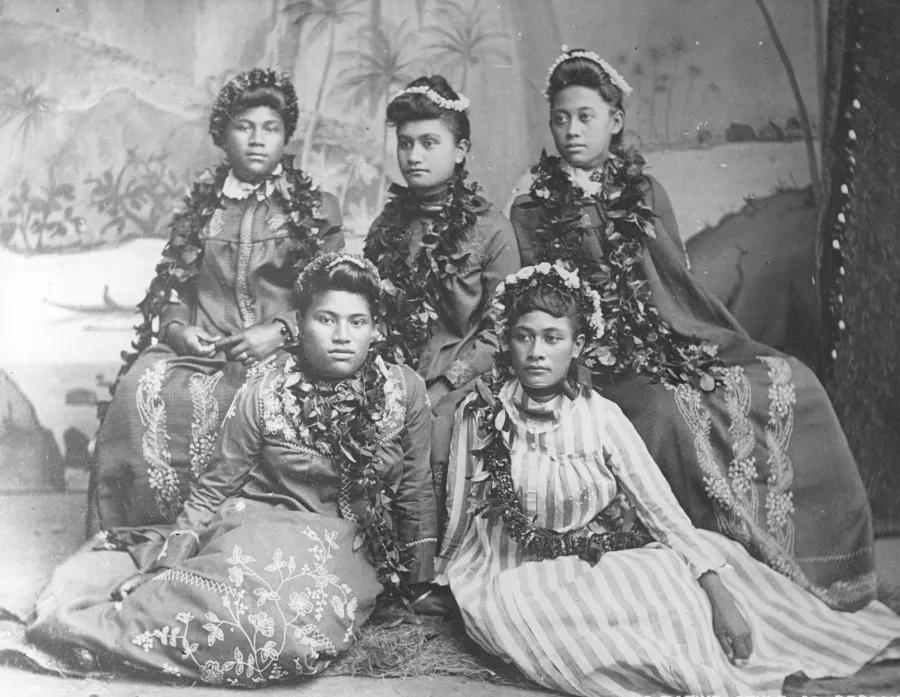 See Hawaiʻi’s past through wāhine portraits