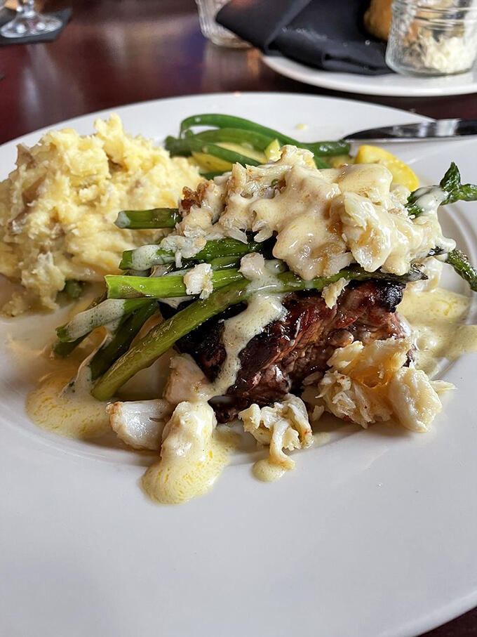 Dining like royalty at South Bend’s castle