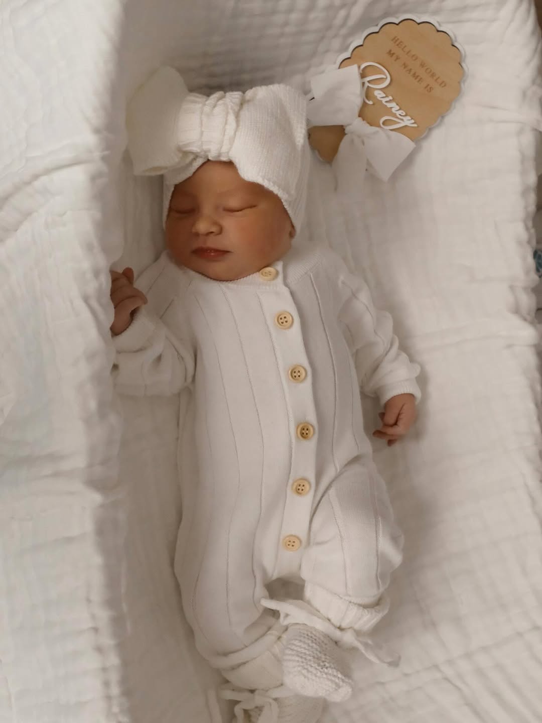 Cole Swindell’s Baby Girl Reveal!