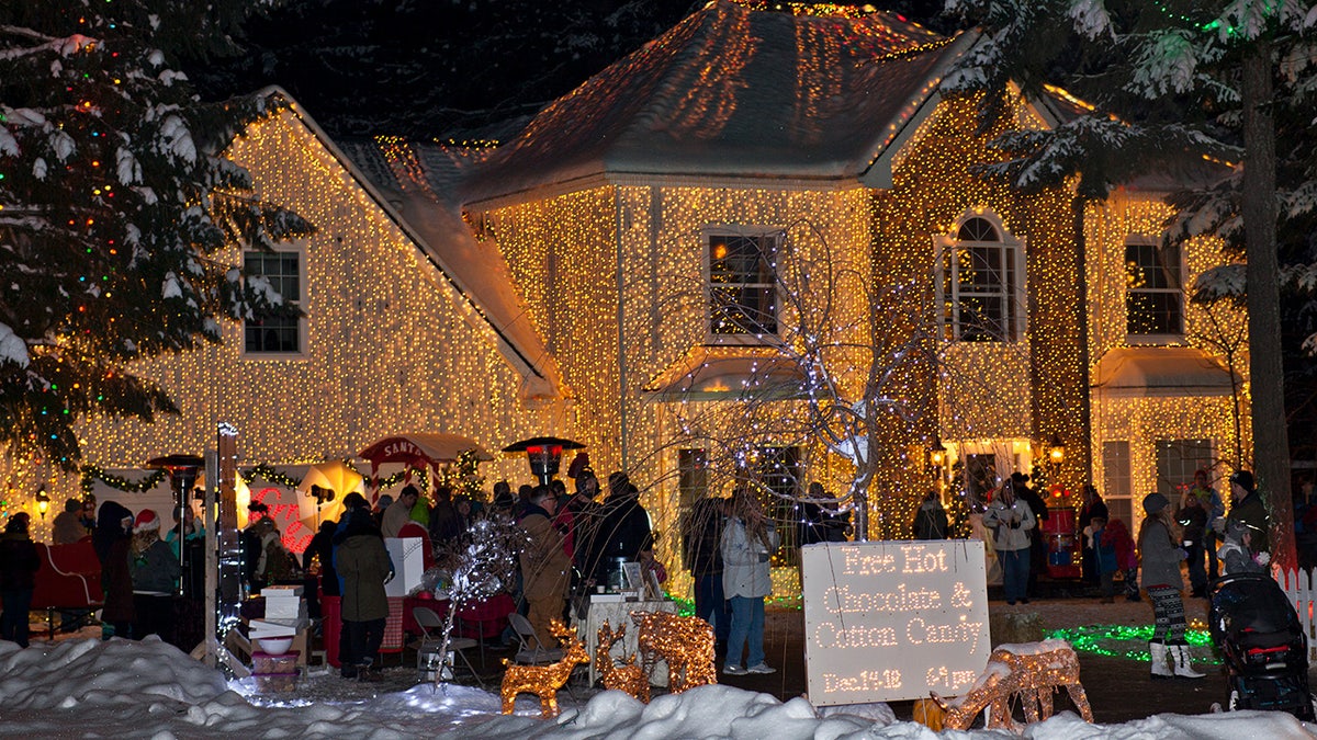 hoa fined a family for holiday lights — in december