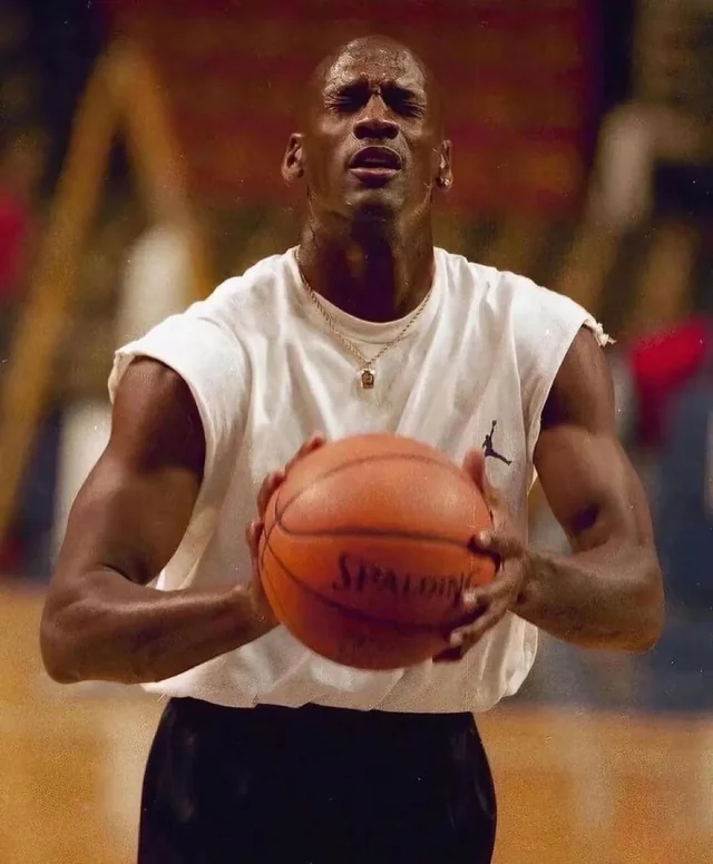 Who Else Is Crazy Enough to Try a Blind Free Throw in an NBA Game?