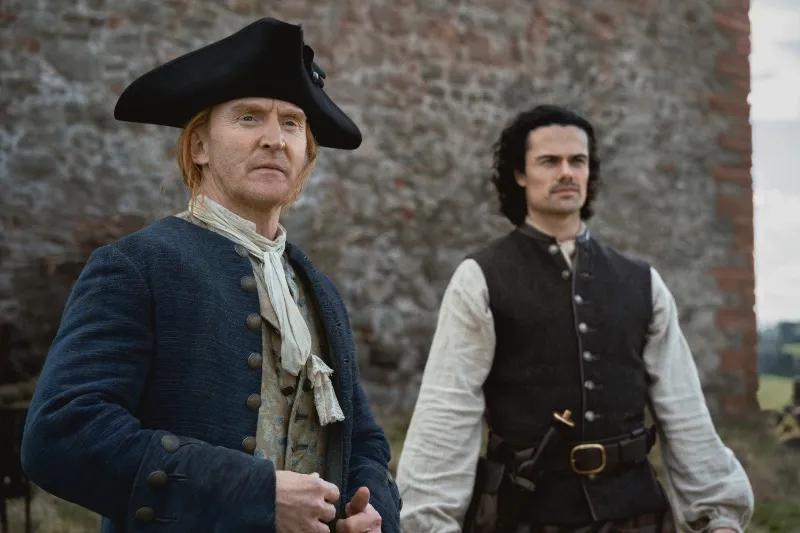 Are Brian & Ellen Outlander's New Power Couple? 💥
