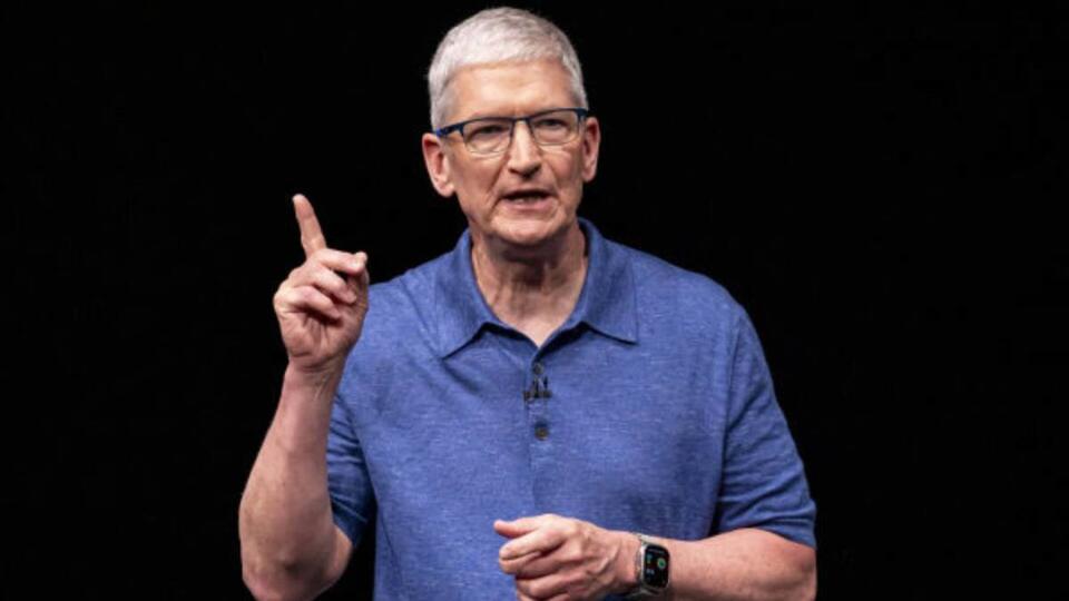 Apple Stock Pops After $100B US Move