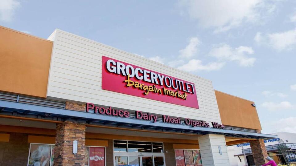 Why Your Favorite Discount Grocery Store Closed
