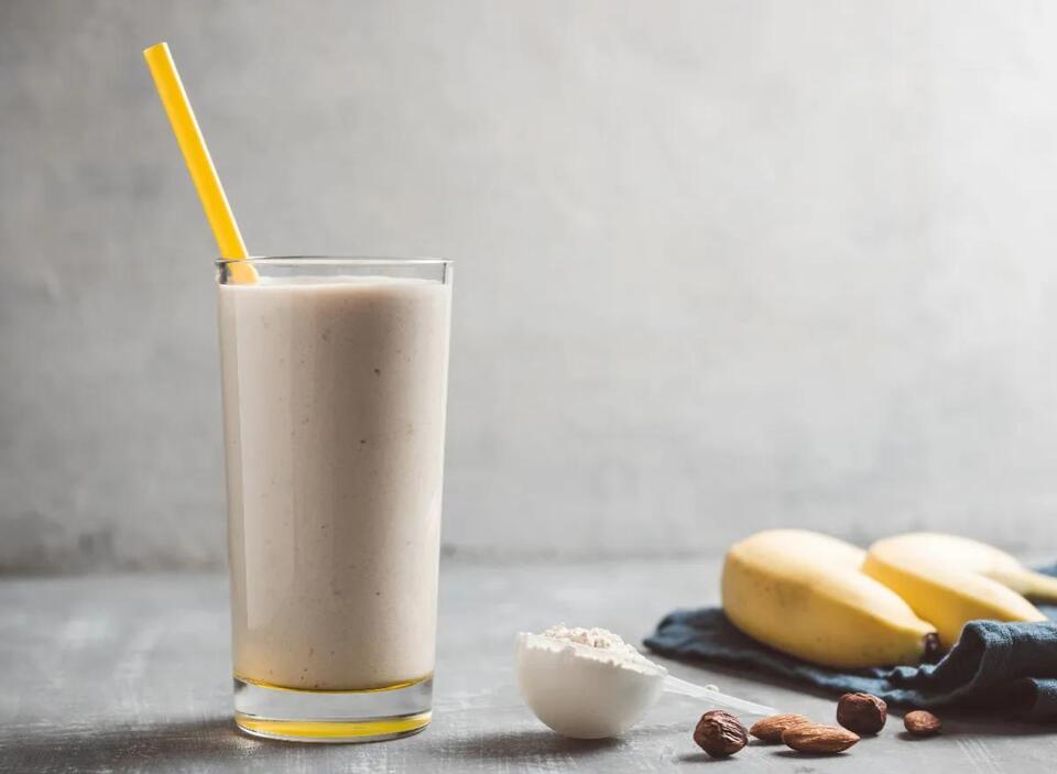 7 Snacks That Shrink Belly Fat Fast