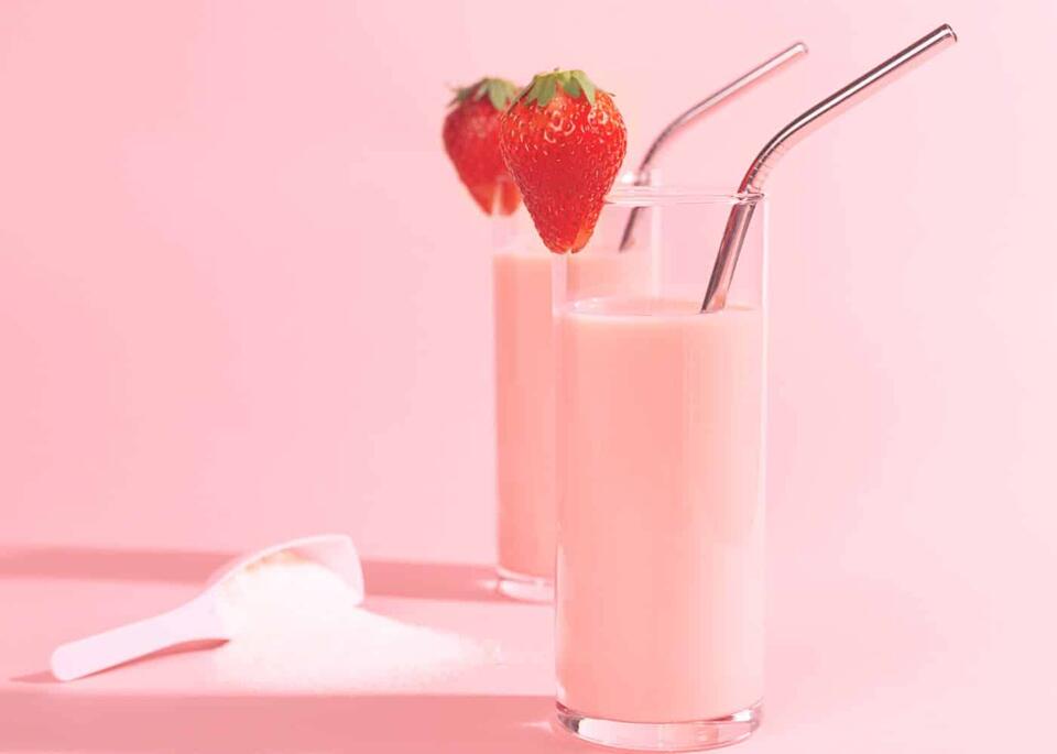 Strawberry Protein Shake That Tastes Like Dessert