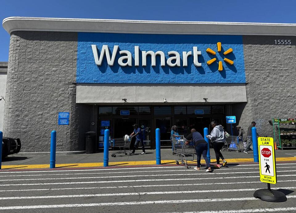 Walmart’s Water Bottles Were Literal Bombs?!
