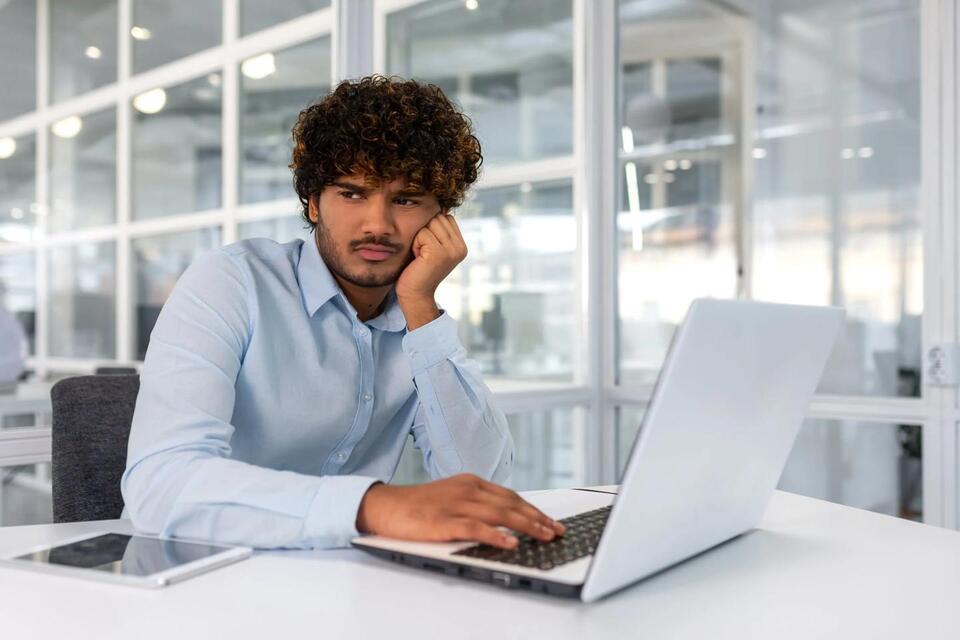 Gen Z’s Wildest Toxic Job Survival Hacks