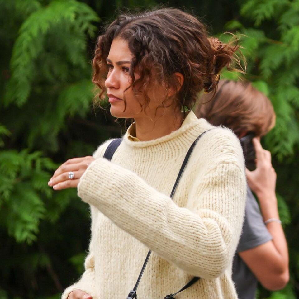 Zendaya’s Fall Look Is Pure Cozy Goals