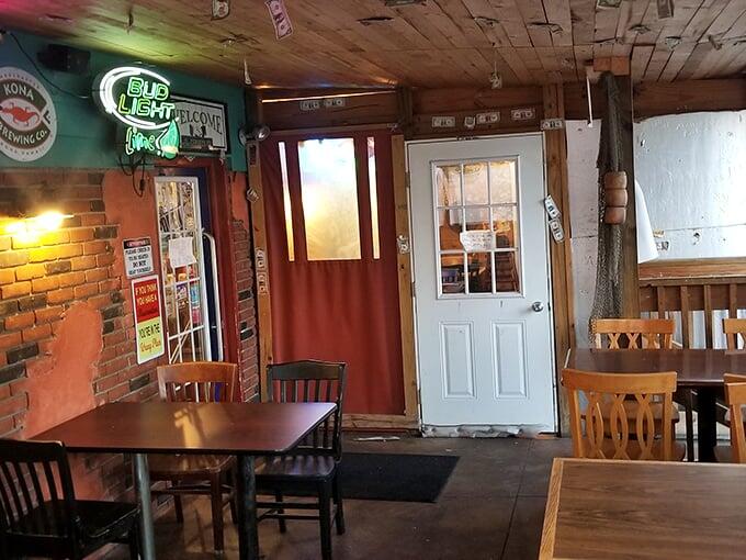 Why North Canton’s Eadies Fish House draws crowds