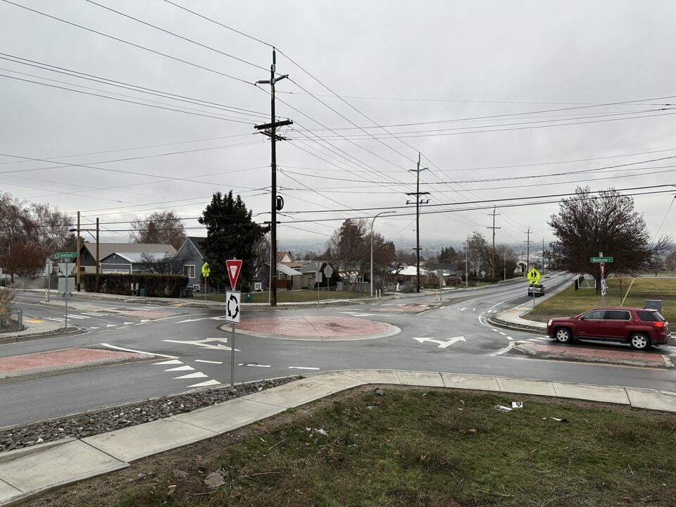 Wenatchee’s roundabout revolution: Love it or hate it?