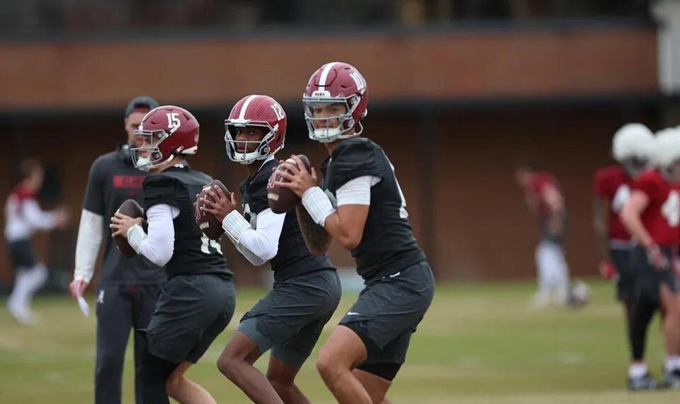 Alabama QB race heats up: Ty or Austin?