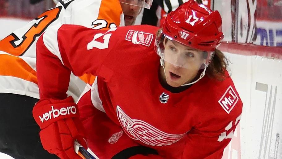 Booth Lights Up Aussie Ice at 40!