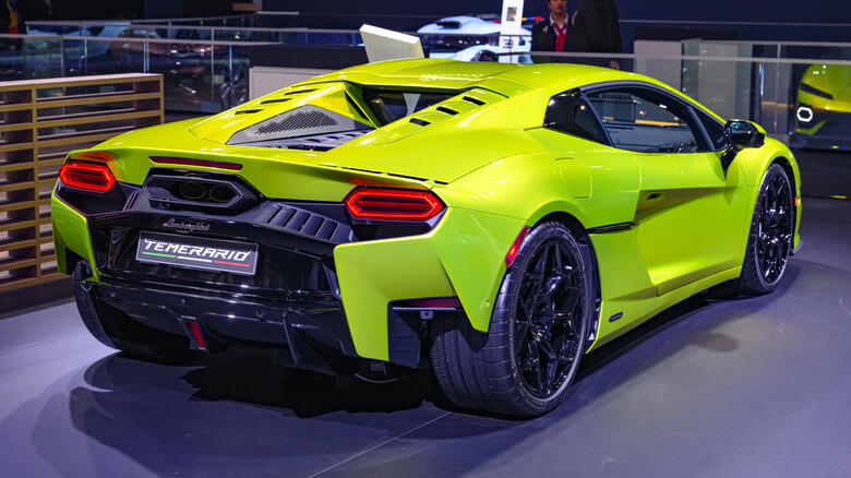 Lambo Oil Change Sticker Shock!