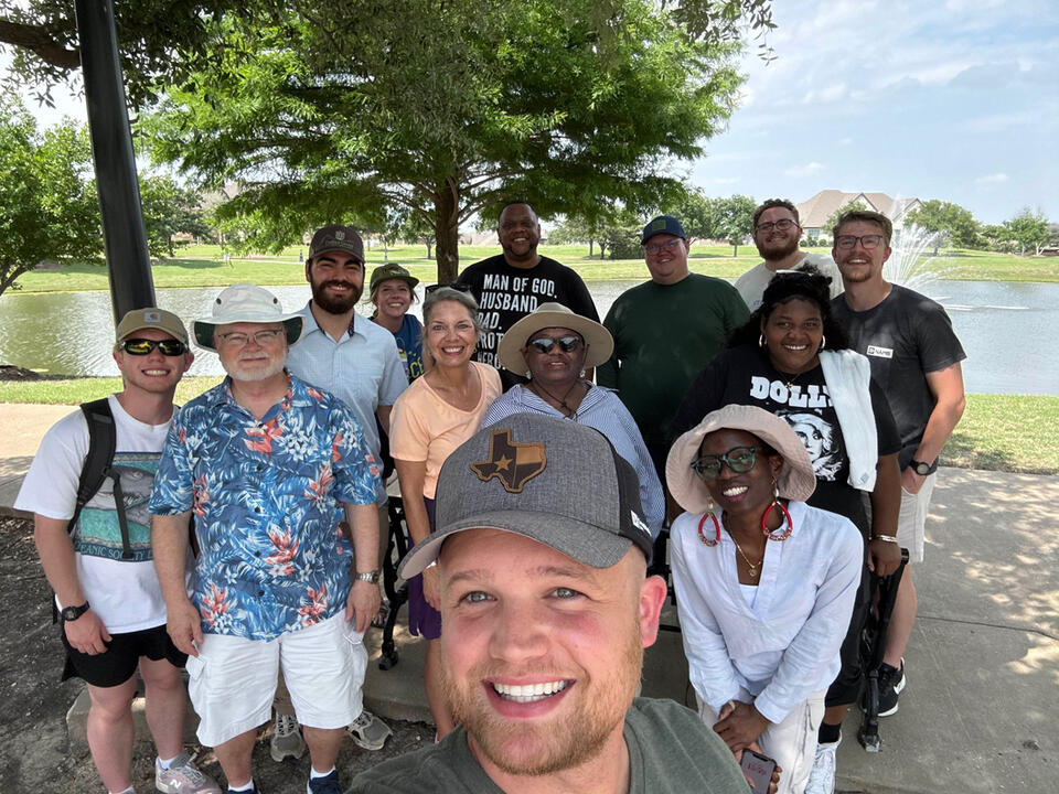 Dallas neighbors meet faith in action