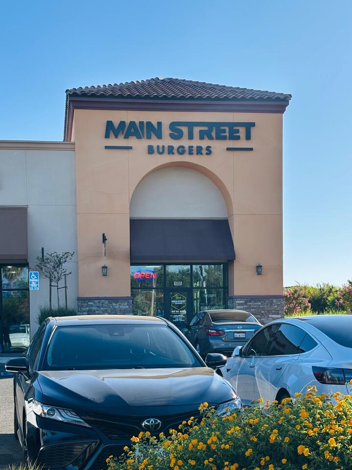 Fresno’s burger spot with a secret shake win