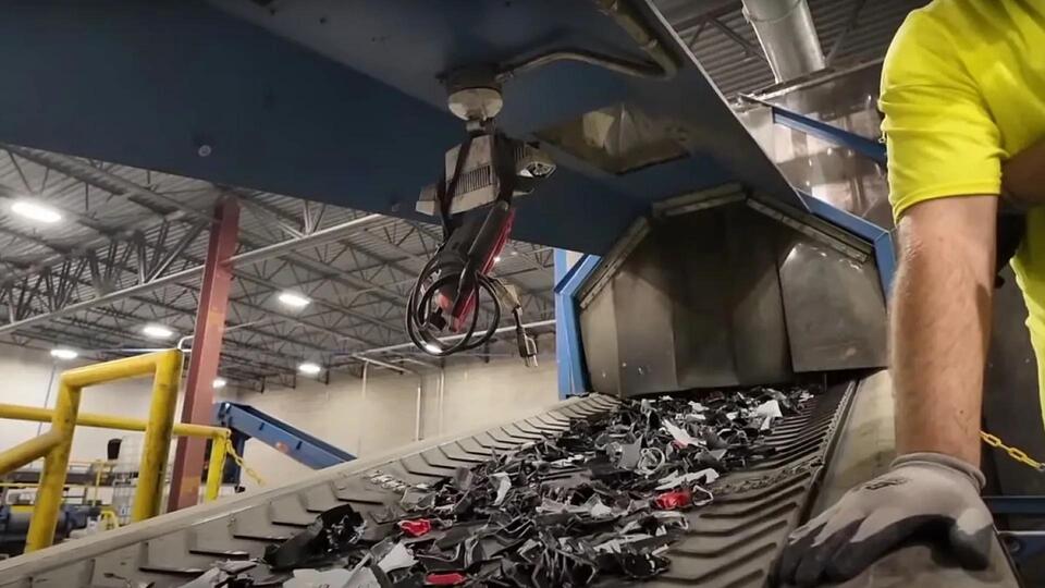 Indianapolis turns old tech into treasure