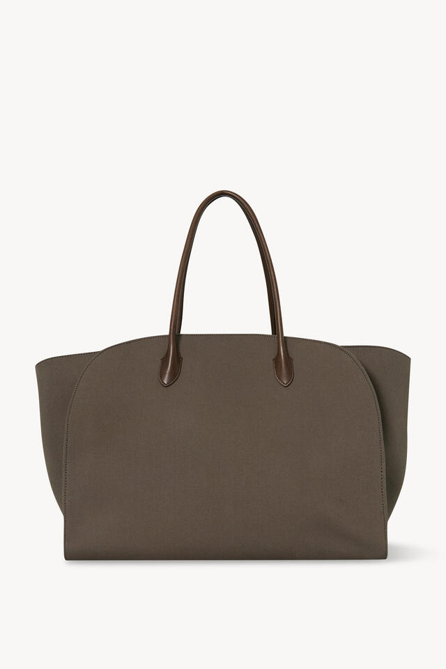 Jen Aniston’s Tote Bag Is Sold Out!
