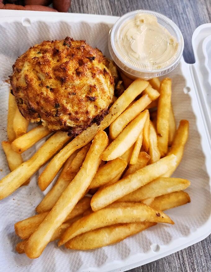 Middle River’s crab feast secret: Vince’s!