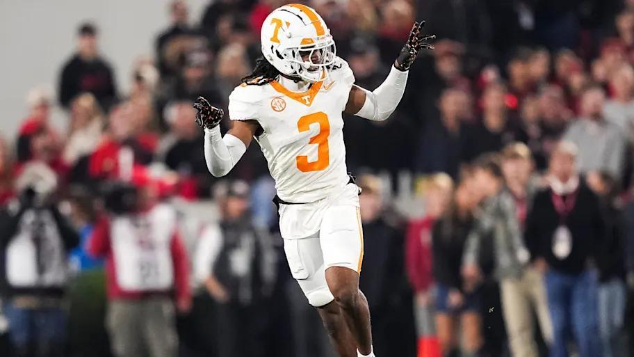 Jermod McCoy’s return fires up Tennessee’s defense