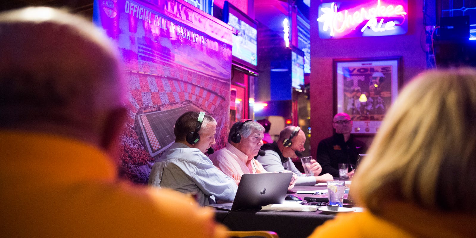 Tennessee fans react as Vol Calls ends