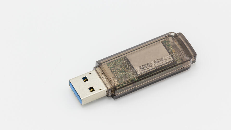 Ever Wondered Why USB Has Those Holes?