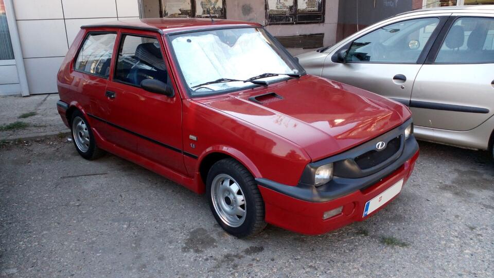 Dead Car Brands’ Wildest Last Rides