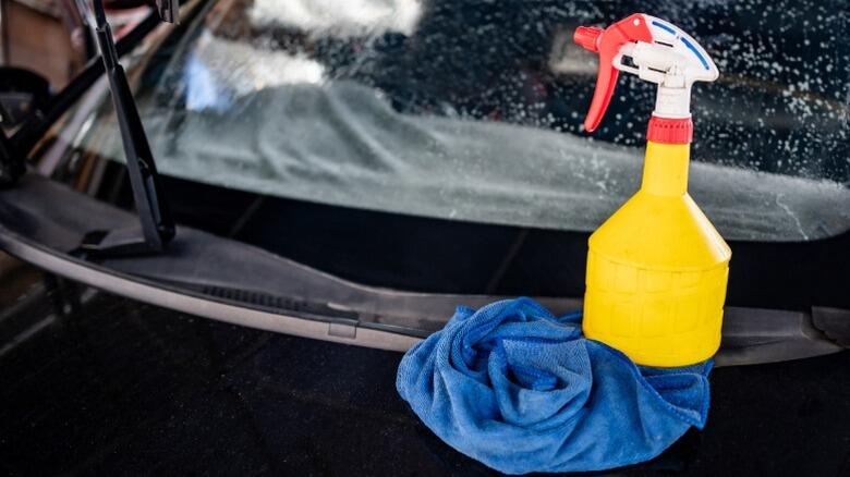 5 Car Windshield Cleaning Hacks You Need