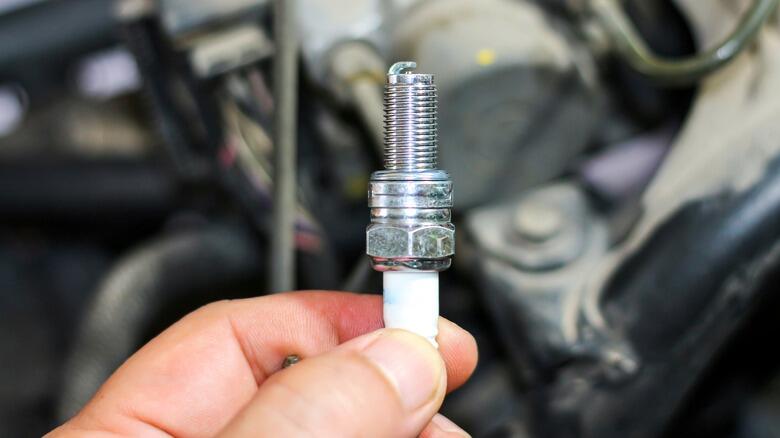 Diesel Engines’ Secret: No Spark Plugs!