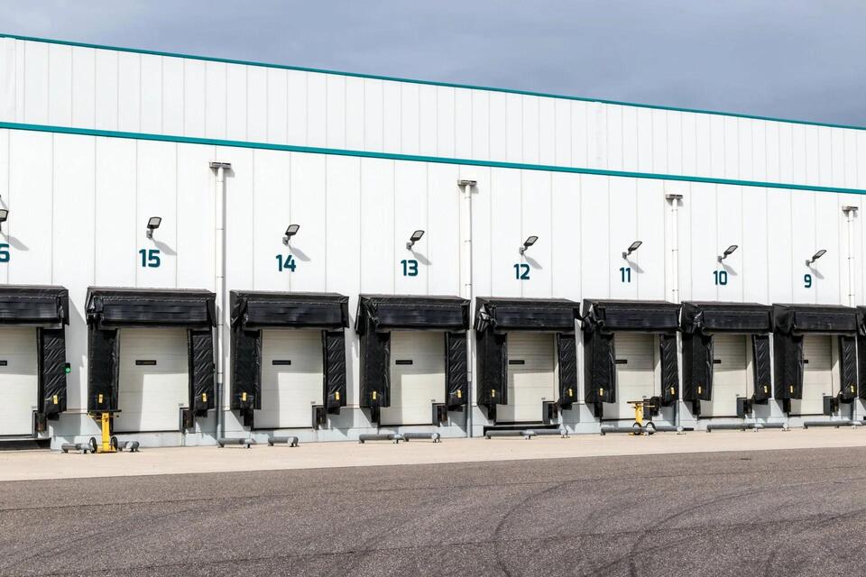 Eugene’s new delivery hub: More jobs or more pollution?