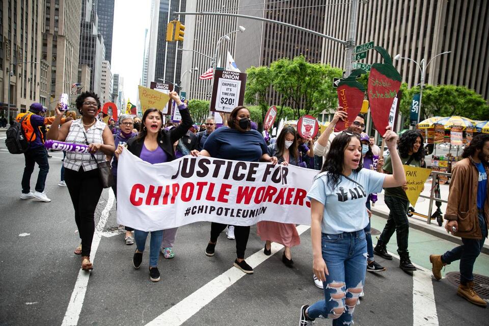 Why Chipotle Jobs Aren’t What They Used to Be