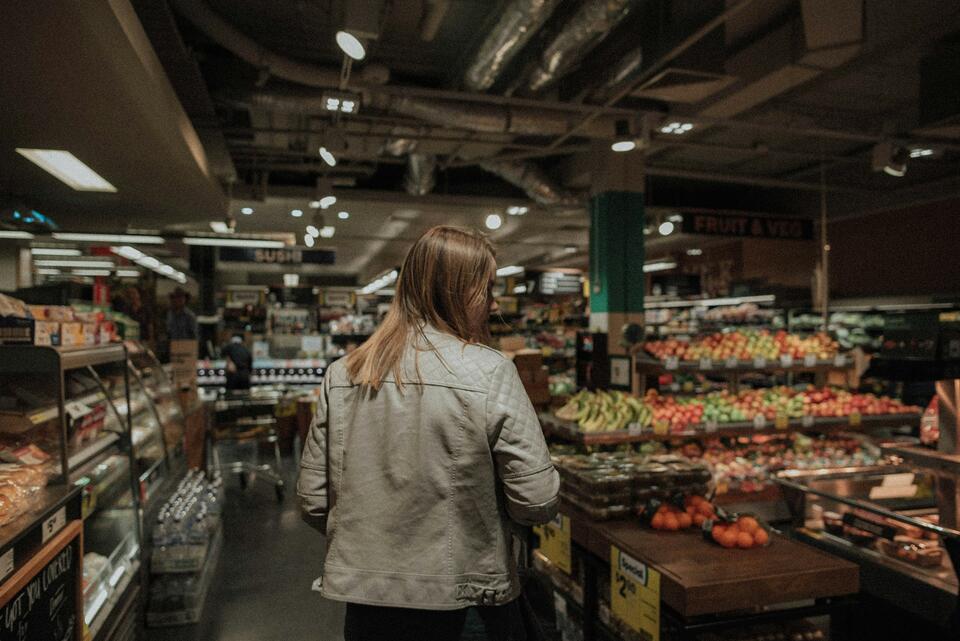 Foods Stores Can Sell Even After They Expire?!