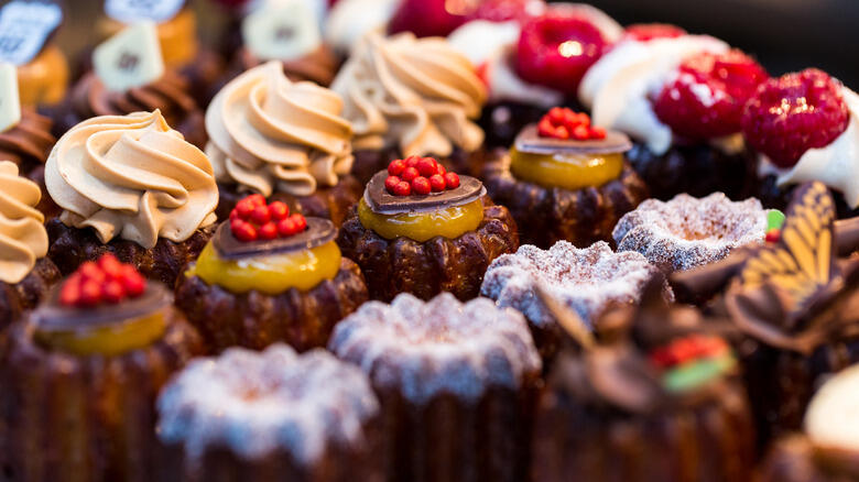 Casino Foods That’ll Ruin Your Hot Streak