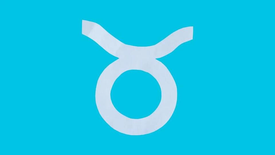 Your Weekly Horoscope: Magic & Luck Await!