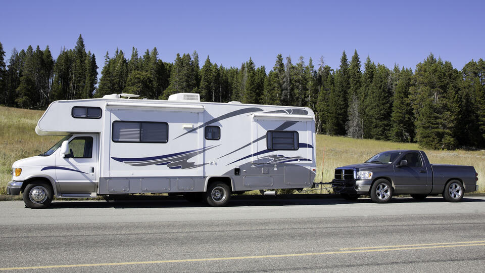 Flat Towing Made Easy: Best Cars for RV Life
