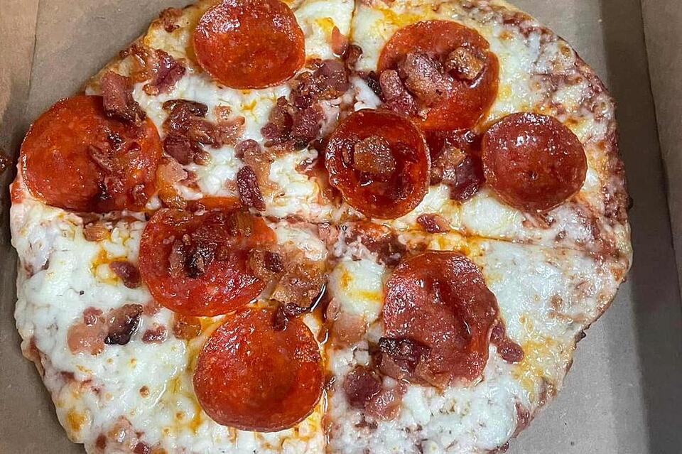 Denver’s Blue Pan Pizza drops a peachy summer twist