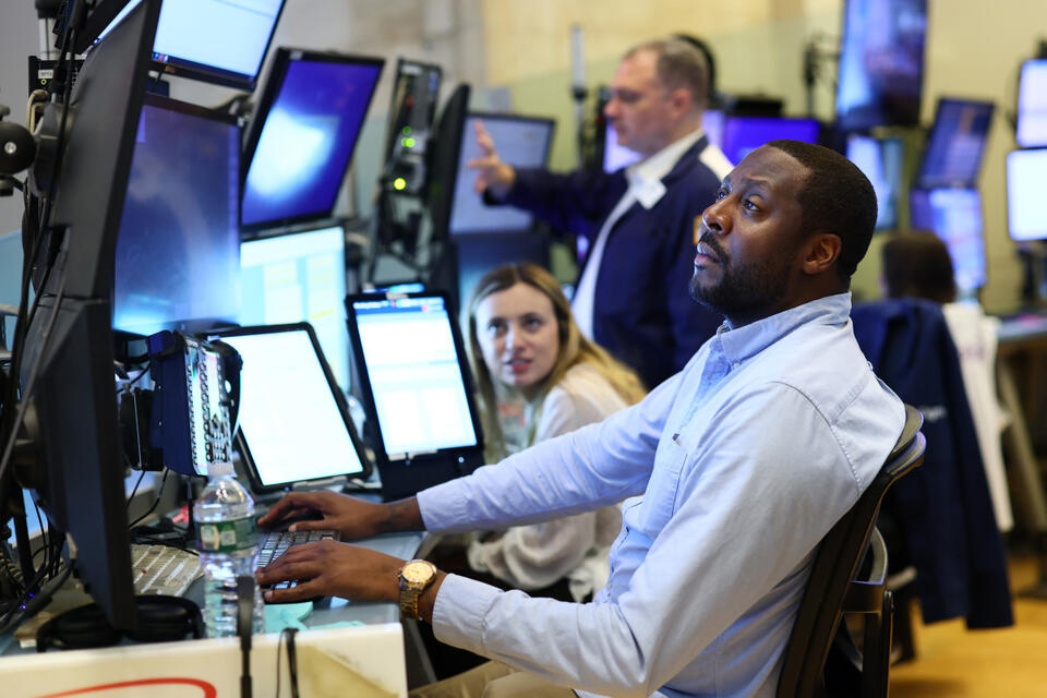 Apple Stock Bounces Back—Here’s Why