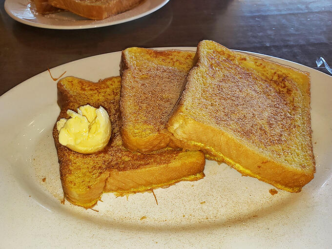 Akron’s Waffle Spot Locals Swear By