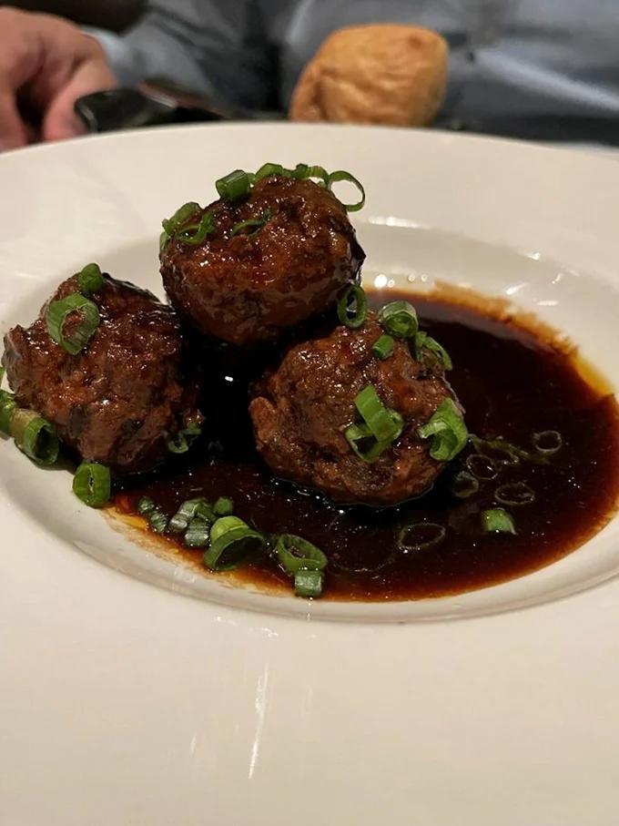 Roswell’s steakhouse gem locals can’t stop raving about