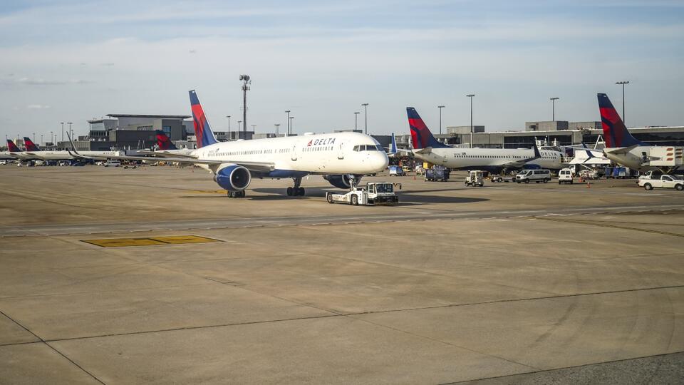 Delta planes collide at Atlanta airport—here’s what happened
